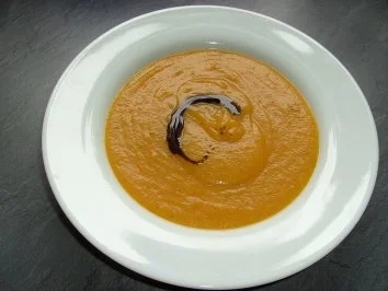 Rezept: Scharfes Ingwersüppchen Scharfes Ingwersüppchen - Rezept