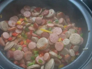 Rezept: Hasis Würstelgulasch Bild Nr. 8 Hasis Würstelgulasch - Rezept - Bild Nr. 8