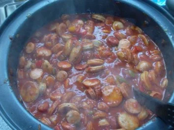 Rezept: Hasis Würstelgulasch Bild Nr. 10 Hasis Würstelgulasch - Rezept - Bild Nr. 10