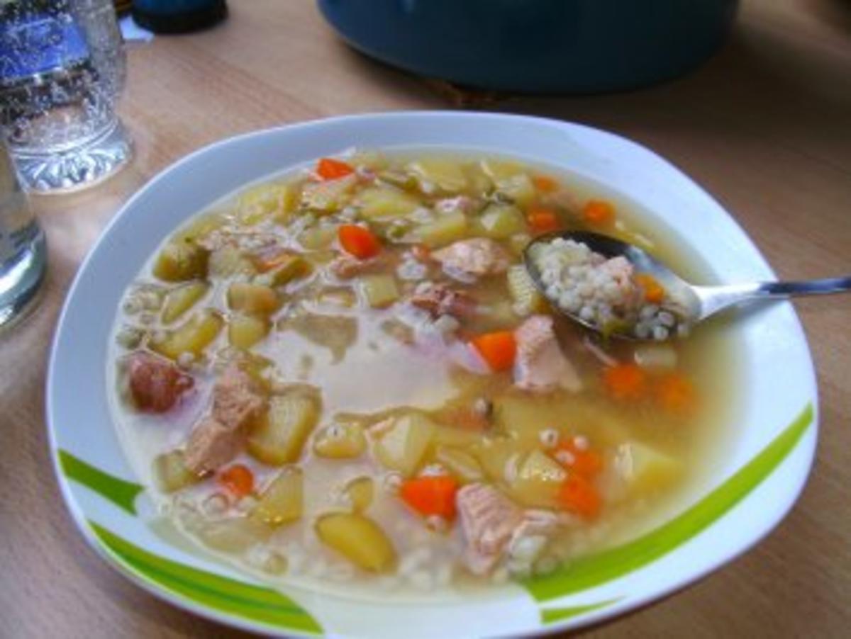 Graupensuppe Graupensuppe mit Kasseler - Rezept mit Bild - kochbar.de