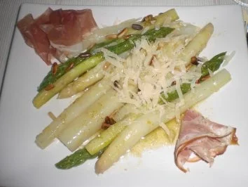 Rezept: Spargel lauwarm mariniert Spargel lauwarm mariniert - Rezept