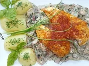 Scharfes Hähnchenbrustfilet auf Ingwer-Kräuter-Champignons - Rezept