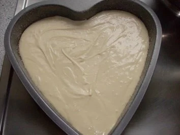 Rezept: Himbeer-Sahne-Herz Bild Nr. 2 Himbeer-Sahne-Herz - Rezept - Bild Nr. 2