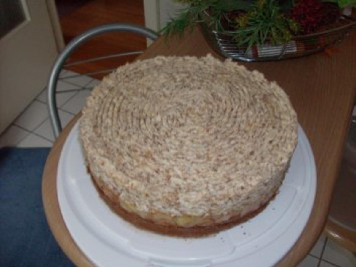 Rhabarber-Torte - Rezept - Bild Nr. 2