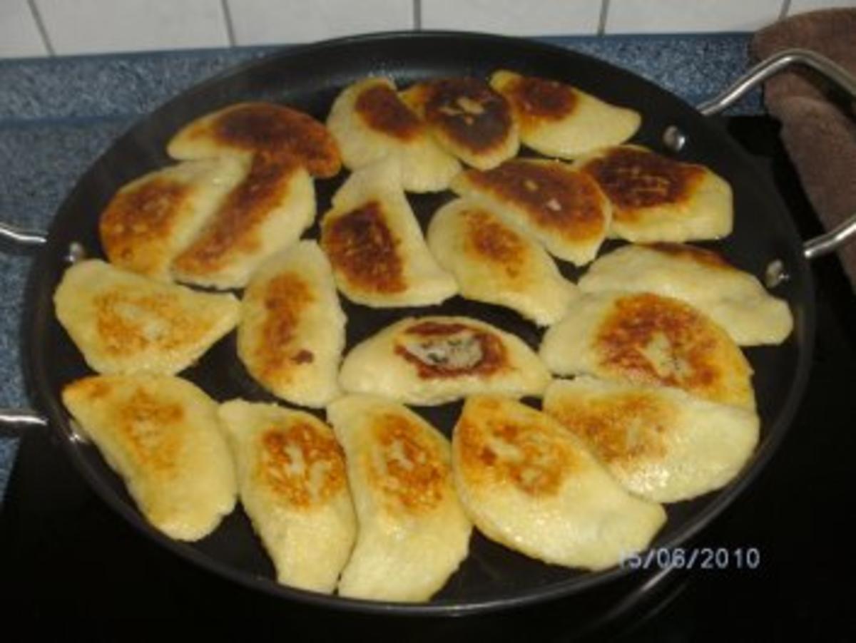 Rezept: gefüllte Kartoffeltäschle...... gefüllte Kartoffeltäschle...... - Rezept