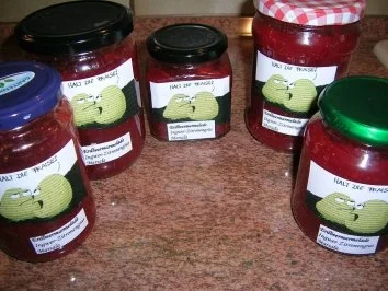 Erdbeermarmelade mit Inwer-Zitronengras und Marsala - Rezept - Bild Nr. 2