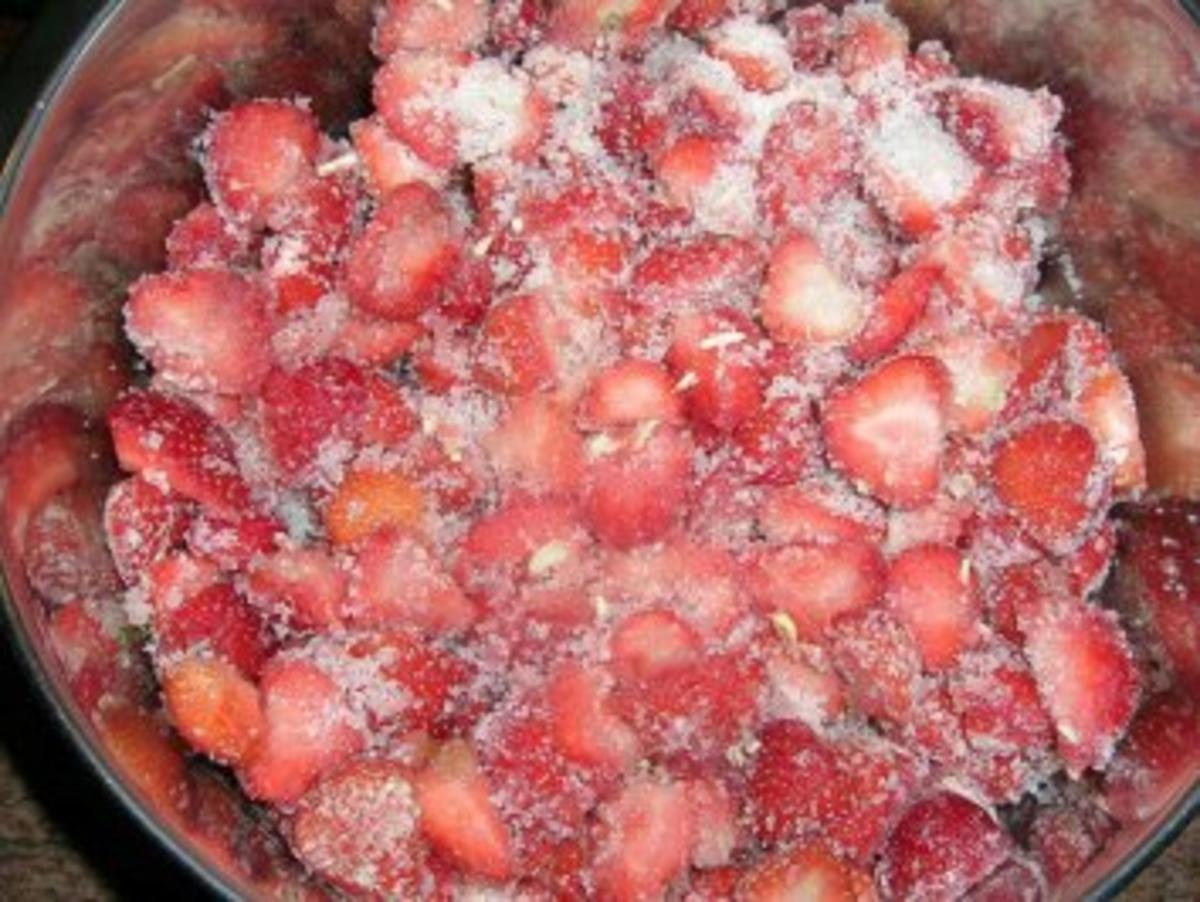 Erdbeermarmelade mit Inwer-Zitronengras und Marsala - Rezept - Bild Nr. 4