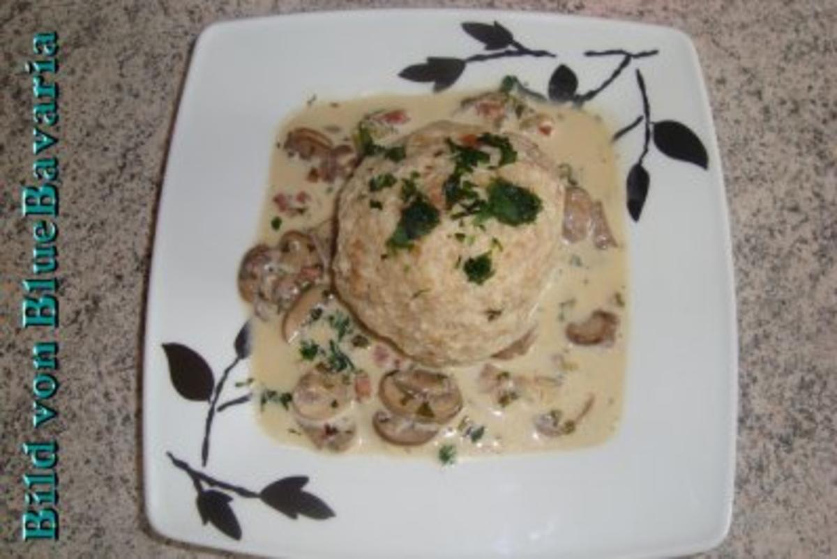 Pilzgerichte: Rahm-Champignons mit Semmelknödel - Rezept - kochbar.de