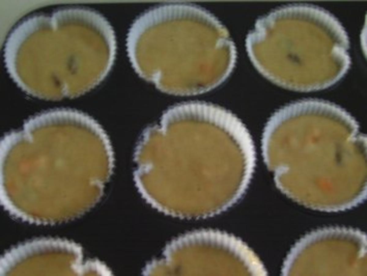 Aprikosen-Muffins mit O-Saft und Rosinen - Rezept - Bild Nr. 3