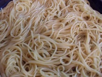 Rezept: Bunte Nudel-Pizza Bild Nr. 2 Bunte Nudel-Pizza - Rezept - Bild Nr. 2