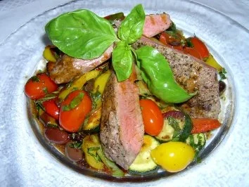 Lamm an gebratenem Gemüse - Rezept