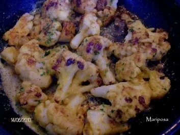 Rezept: Blumenkohlröschen aus der Pfanne Blumenkohlröschen aus der Pfanne - Rezept