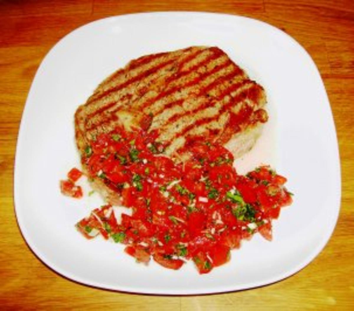 Petersilien-Tomaten-Salca mit Rip Eye Steak - Rezept - kochbar.de