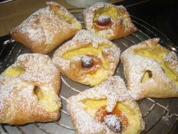 Backwaren: Quark-Früchte-Tascherl - Rezept