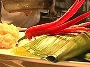 Paket von Marlin und Mango-Chili-Chutney im Bananenblatt - Rezept