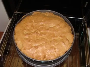 Rezept: Quarkkuchen mit Eischneehaube Quarkkuchen mit Eischneehaube - Rezept