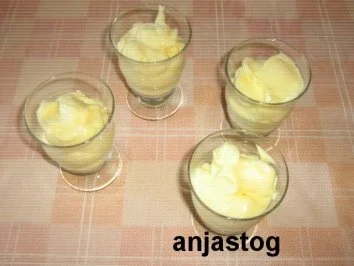 Rezept: Weißwein Creme Bild Nr. 3 Weißwein Creme - Rezept - Bild Nr. 3