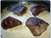 Hauptgericht deftig - Springbock in Gin- Pfeffer-Sosse - Rezept