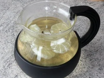 Rezept: Getränke: Zitronensaft Bild Nr. 4 Getränke: Zitronensaft - Rezept - Bild Nr. 4