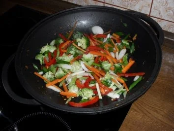 Würzige Tofu Würfel mit Gemüse - Bilder sind online - Rezept - Bild Nr. 7