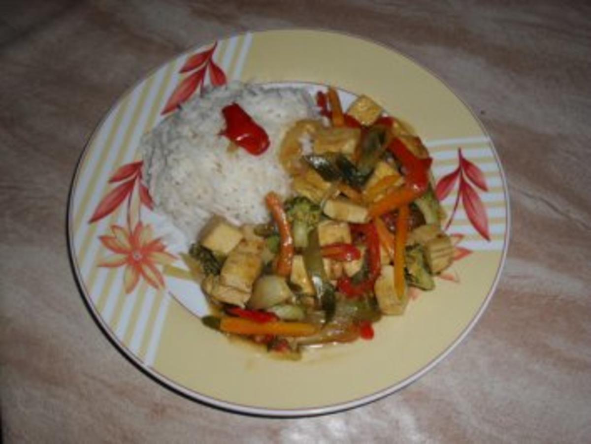 Würzige Tofu Würfel mit Gemüse - Bilder sind online - Rezept - Bild Nr. 9