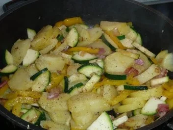 Pfannengericht: Kartoffel-Gemüsepfanne - Rezept - Bild Nr. 3