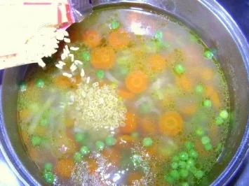 Rezept: Buchstabensuppe Bild Nr. 4 Buchstabensuppe - Rezept - Bild Nr. 4