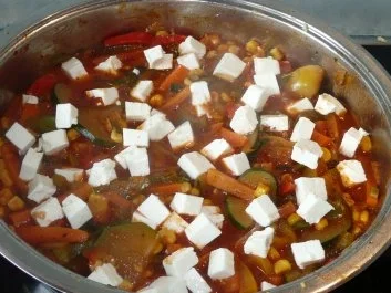 Rezept: Pfannengericht: Gemüse mit Feta und Perlgraupen Bild Nr. 5 Pfannengericht: Gemüse mit Feta und Perlgraupen - Rezept - Bild Nr. 5