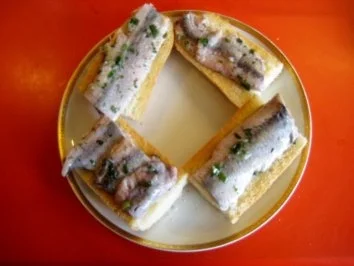 Rezept: Matjes mit Kräuter Bild Nr. 3 Matjes mit Kräuter - Rezept - Bild Nr. 3