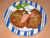 Reibekuchen mit Räucherlachs - Rezept