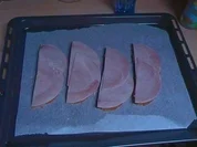 Überbackenes Schinken-Tomaten Brot - Rezept