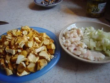 Entrecote als Steak mit Pfifferlingen und deftigem Griech. Bauernsalat - Rezept - Bild Nr. 3