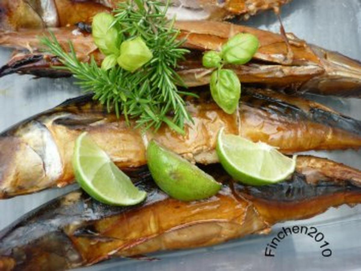 Selbstgeräucherte Makrelen - Rezept mit Bild - kochbar.de