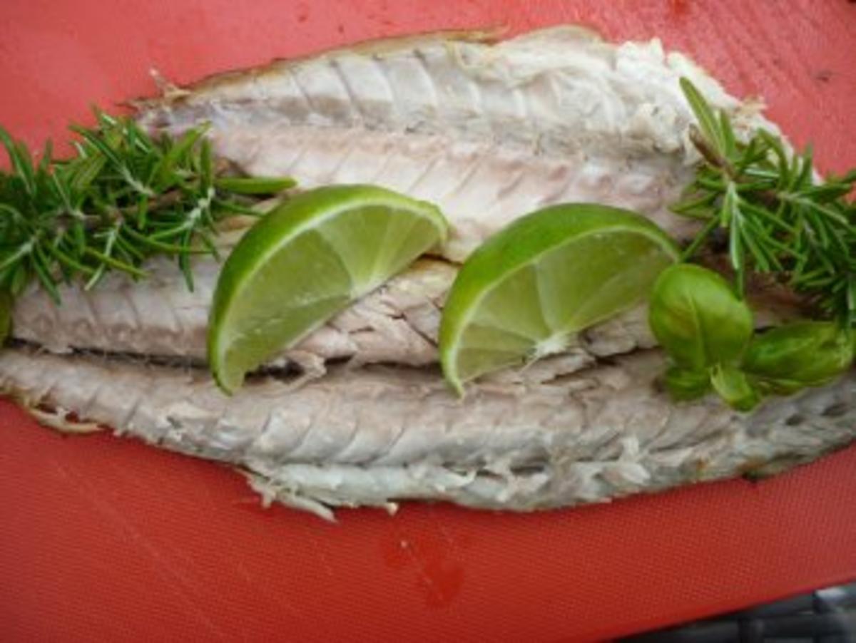 Selbstgeräucherte Makrelen - Rezept mit Bild - kochbar.de