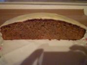 Karottenkuchen mit Frischkäse,-Zitronenglasur - Rezept