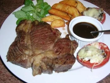 US-Beef Nackenkoteletts mit Western Potatoes und Bourbon Barbecue Sauce - Rezept