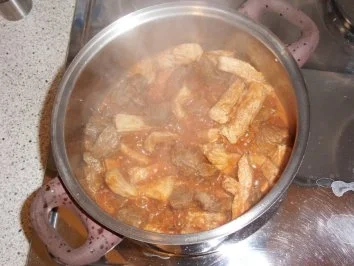 Rezept: Gulasch halb /halb Bild Nr. 3 Gulasch halb /halb - Rezept - Bild Nr. 3