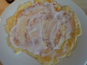 Eierkuchen mit Erdbeercreme und Vanillesoße - Rezept - Bild Nr. 5