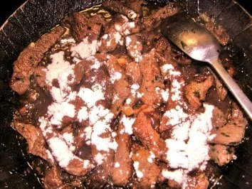 Ochsenfetzen mit frischen Pfifferlingen und Bratkartoffeln - Rezept - Bild Nr. 6