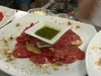 Rezept: Carpaccio vom Rinderfilet mit gegrillter Ananas Bild Nr. 9 Carpaccio vom Rinderfilet mit gegrillter Ananas - Rezept - Bild Nr. 9