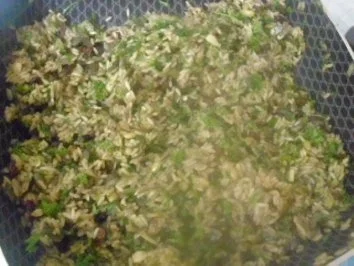 Rezept: Gefüllte Weinblätter in Tomatensauce ~ Domates Salcali Yaprak Sarmasi Bild Nr. 6 Gefüllte Weinblätter in Tomatensauce ~ Domates Salcali Yaprak Sarmasi - Rezept - Bild Nr. 6