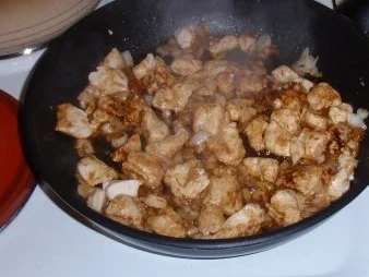 Rezept: Gebratene Nudel-Champignon-Hähnchenbrust-Pfanne Bild Nr. 3 Gebratene Nudel-Champignon-Hähnchenbrust-Pfanne - Rezept - Bild Nr. 3