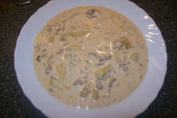 Eintopf - Hackfleisch Käsesuppe mit Lauch - Rezept - kochbar.de