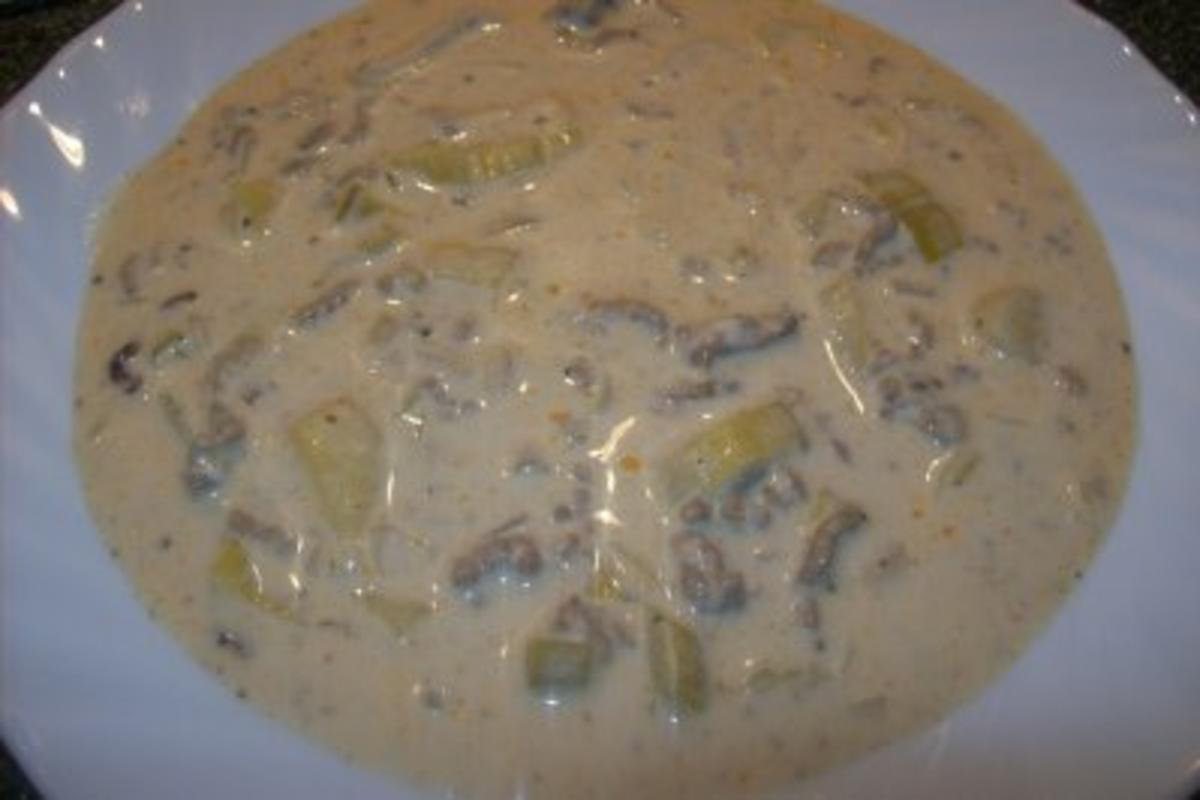 Eintopf - Hackfleisch Käsesuppe mit Lauch - Rezept - Bild Nr. 10