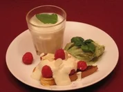 Süße Bruschetta mit Basilikumeis und spanischem Likör - Rezept