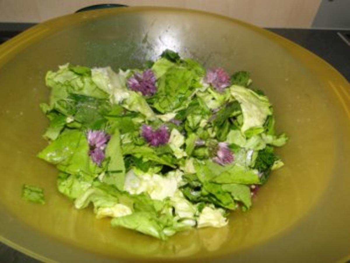 Bilder für Blattsalat mit viel Kräutern (Fotos) - Rezept