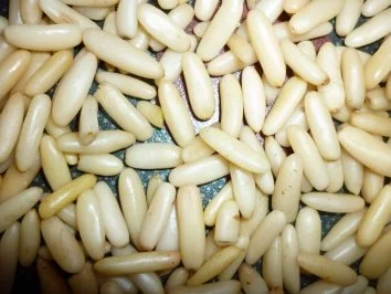 Pinienkern - Schnitzel an überbackenem Blumenkohl mit Schinkenwürfeln - Rezept - Bild Nr. 5