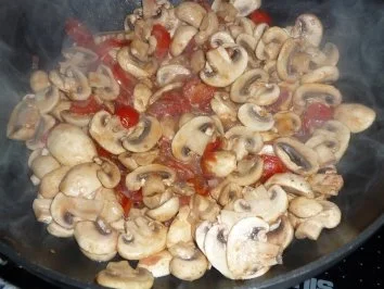 Champignon-Calzone - Rezept - Bild Nr. 7