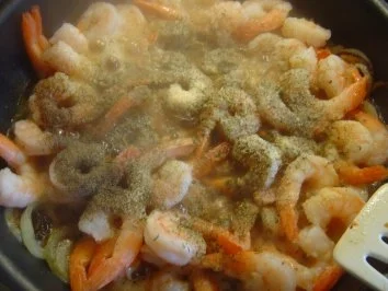 Garnelen auf Galia-Melonen-Schiffchen - Rezept - Bild Nr. 6