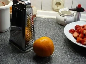 Erdbeeren mit gratiniertem Vanilleschaum - Rezept - Bild Nr. 6